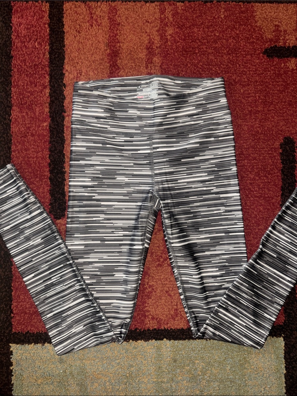 Womens Under Armour HeatGear compression leggings